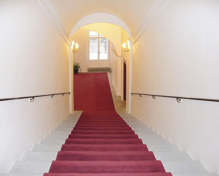 Malba nad schodištěm