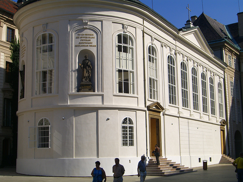 Okna kaple sv.Kříže